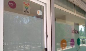 Kalaka Komunikazioak Gune Anitza zigiluarekin bat egin du - Euskadiko Gazteriaren Kontseilua (EGK)