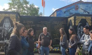 Etikasi programarekin Belfast eta bertako historia ezagutzeko aukera. Oportunidad para conocer Belfast y su historia con el programa Etikasi - euskadiko Gazteriaren Kontseilua (EGK)
